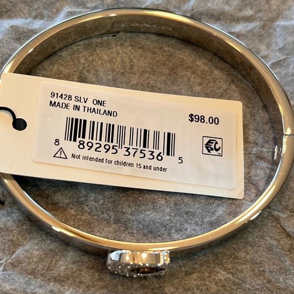COACH NWT Gorgeous silver tone pave signature “C” plated brass hinged bangle - Picture 4 of 11